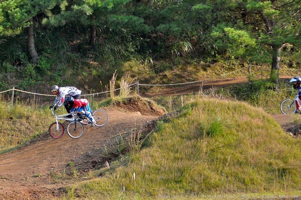 １０月１０日CSC BMX愛好会/チャッキーカップVOL4：チャッキーカップ第４戦予選第３ヒート~決勝_b0065730_20402644.jpg