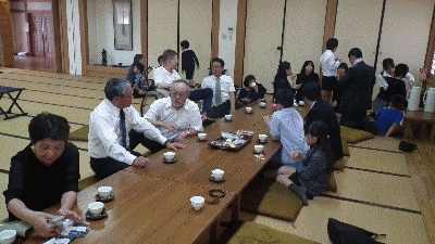 b0024740_22154614.gif