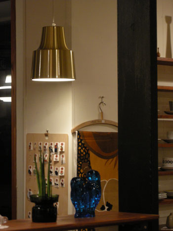 Pendant lamp (DENMARK)_c0139773_18594193.jpg