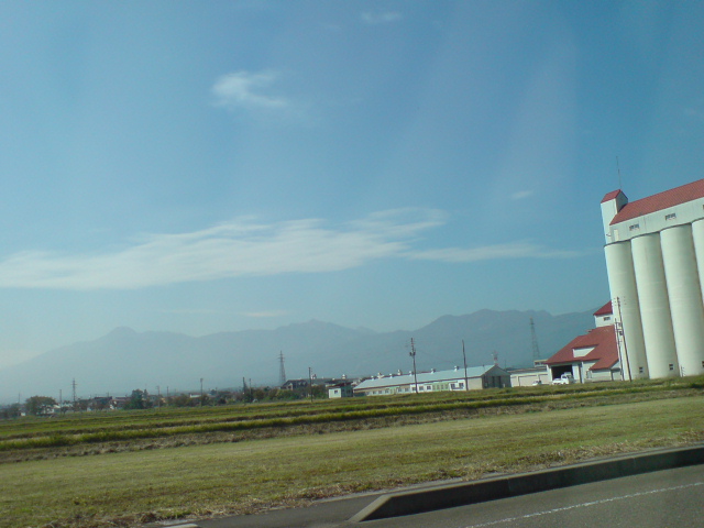 穏やかな妙高山。_d0182179_18491568.jpg