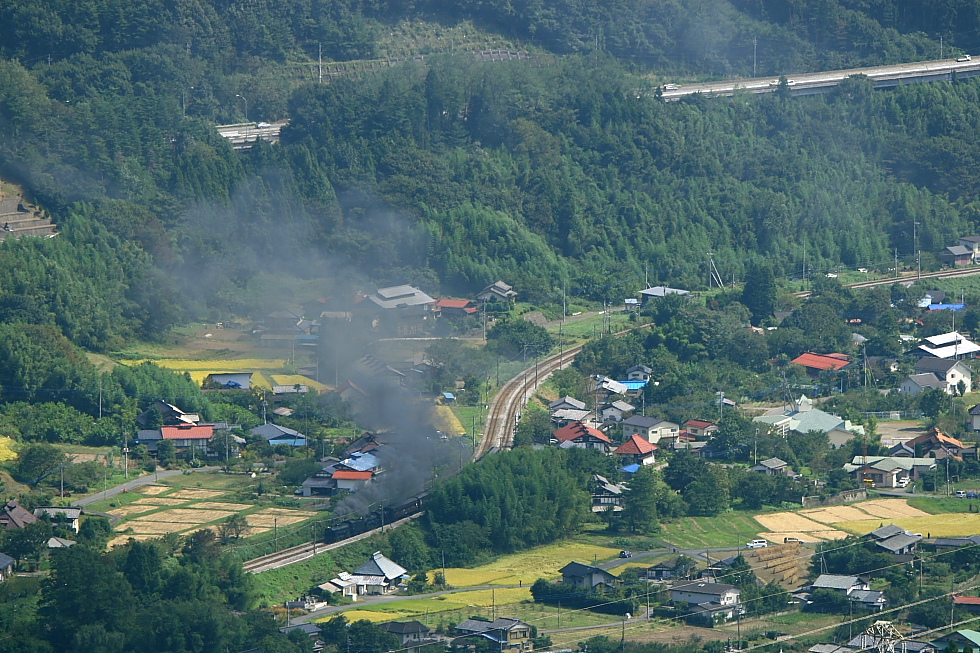 秋晴れの日 - 2011年初秋・上越重連 -_b0190710_1316026.jpg