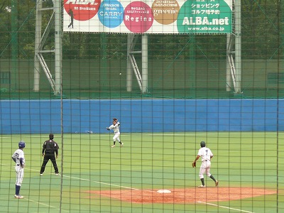 東農大対立正大　１０月１１日　東都大学野球２部_b0166128_1550964.jpg