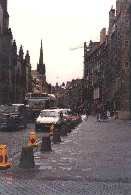 Danny MacAskill - \"Way Back Home\" _d0148729_23361121.jpg