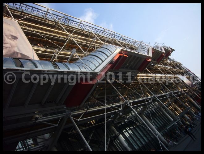 【ポンピドゥーセンターCentre Pompidou PARIS】_a0008105_22163617.jpg