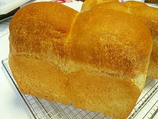 10月15日(土) 白神こだまパンコース(手捏ね)_d0138307_223422.jpg