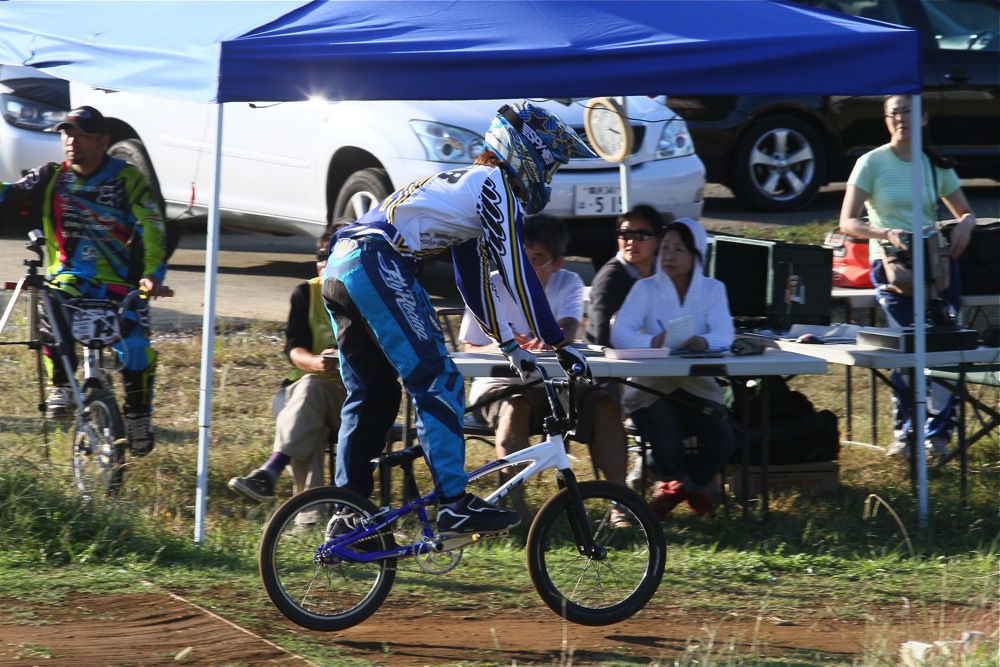 2011 JOSF 10月 緑山定期戦　vol.01 BMXエリート決勝_b0136231_20161940.jpg