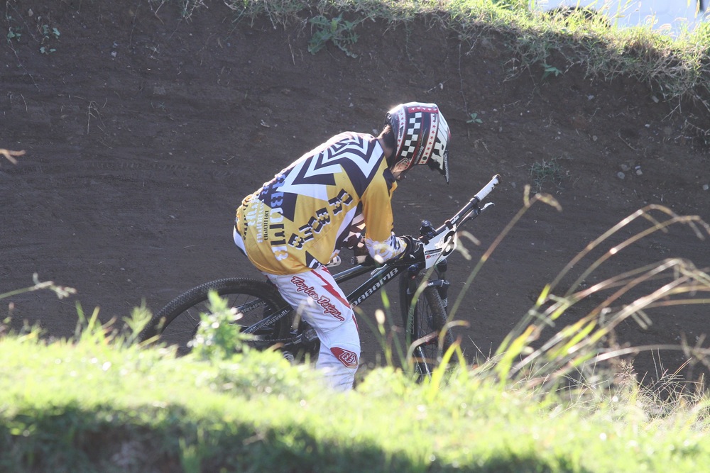 2011 JOSF 10月 緑山定期戦 vol.03 MTBエリート決勝_b0136231_2103639.jpg