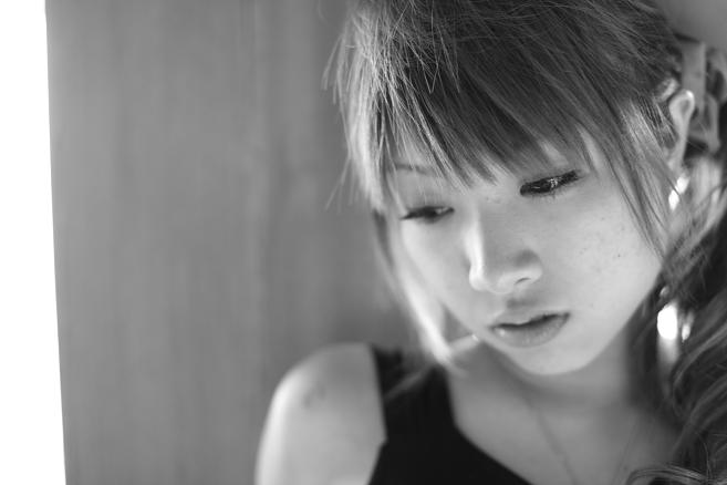 吉田彩香ちゃん１３ モノクロポートレート写真館