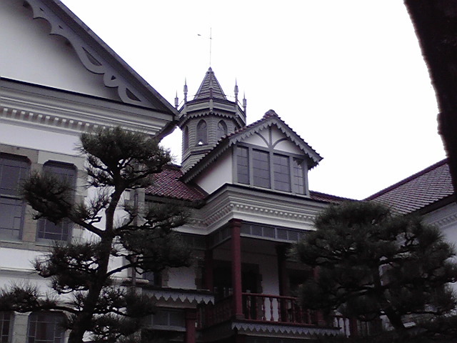 県政記念館「中野亘 陶展」開催中。_e0046190_11531399.jpg