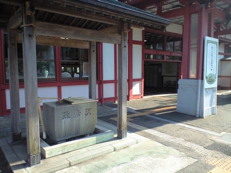 真夏の列島横断旅9 (飯山線/弥彦線/ほか)_b0005281_19492093.jpg