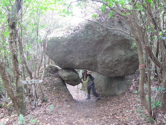 薩摩半島２日目～磯間嶽と野間岳に登る　　2011・10・10_a0166196_1315245.jpg