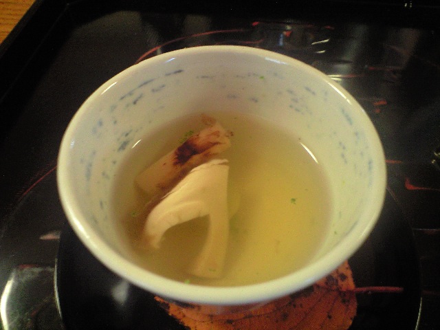 至極の贅沢 比良山荘で松茸と鮎_a0194908_15435123.jpg