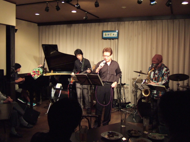 Tony\'s Live_c0229062_1703351.jpg