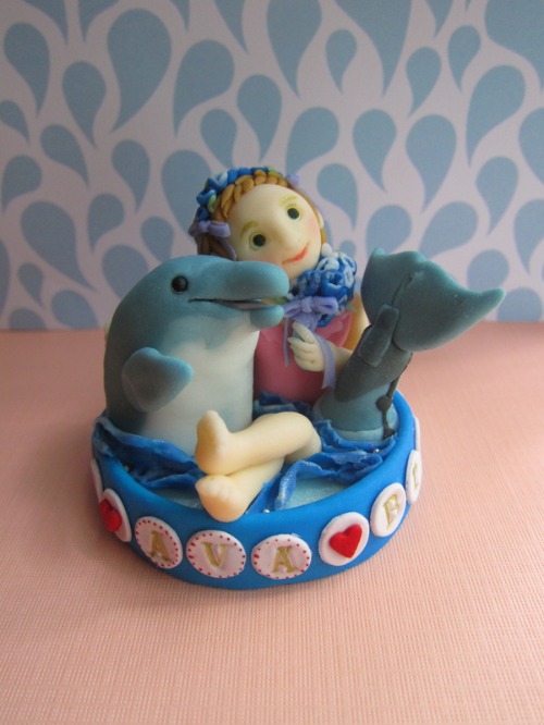 Dolphin & Girl\'s Cupcake Toppers_c0120817_1520553.jpg