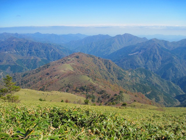 2011.10.19  ニクブチ峠～一ノ森～東尾根周回_c0219866_9401911.jpg