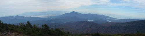 秋も終盤~東吾妻山_a0096989_0185667.jpg