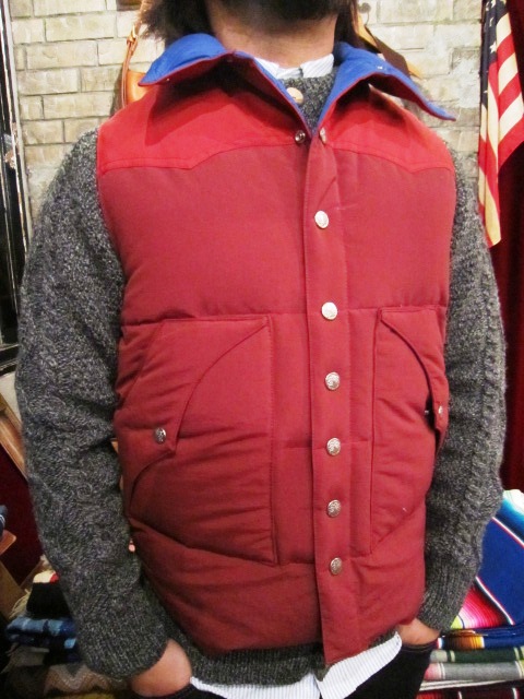 \"Kaci Mountaineering Equipments Yorked Vest 60/40\" ご紹介_f0191324_14362798.jpg