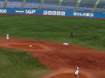 青学大対日本大 10月14日 東都大学野球 _b0166128_23162825.jpg