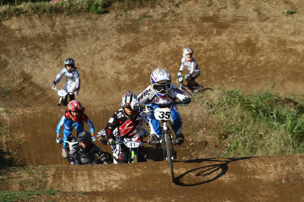 2011 JOSF 10月 緑山定期戦 vol.05 各決勝モト ダイジェスト その1_b0136231_22302567.jpg