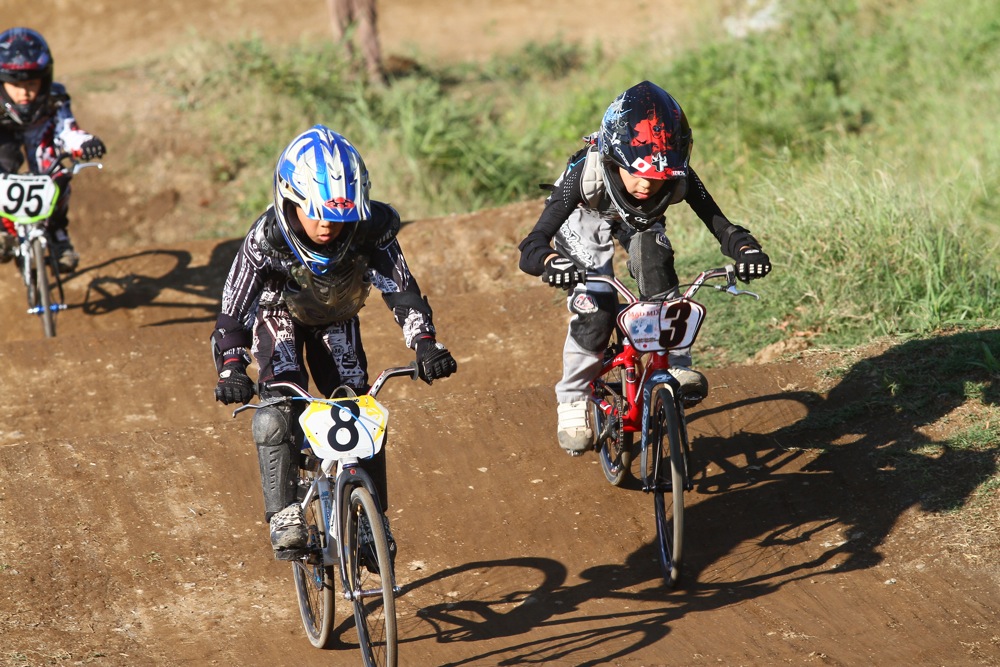 2011 JOSF 10月 緑山定期戦　vol.05 各決勝モト ダイジェスト その1_b0136231_22334321.jpg