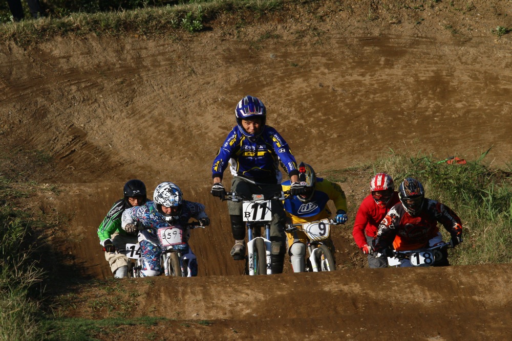 2011 JOSF 10月 緑山定期戦 vol.06 各決勝モト ダイジェスト その2_b0136231_23303496.jpg