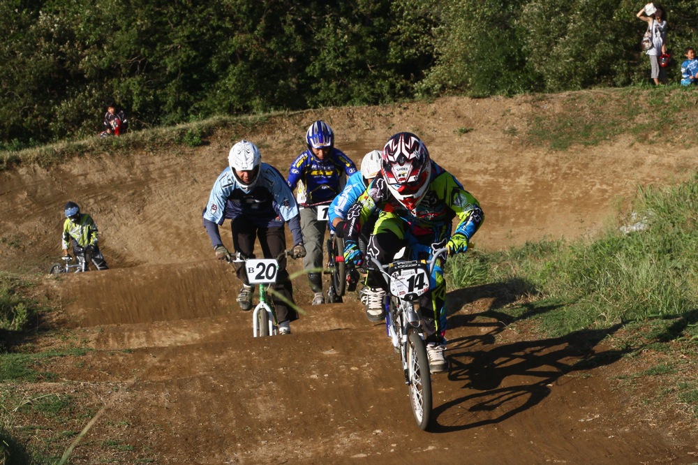 2011 JOSF 10月 緑山定期戦 vol.06 各決勝モト ダイジェスト その2_b0136231_23422726.jpg