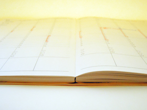 【事務局より】「幸せおとりよせ手帳2012」の開きについて_f0164842_10395975.jpg