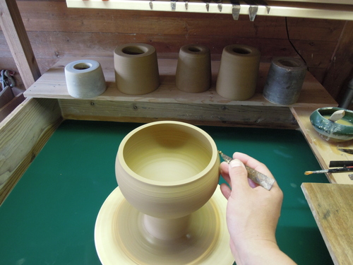 雨の日の削り作業。_d0195183_23593276.jpg