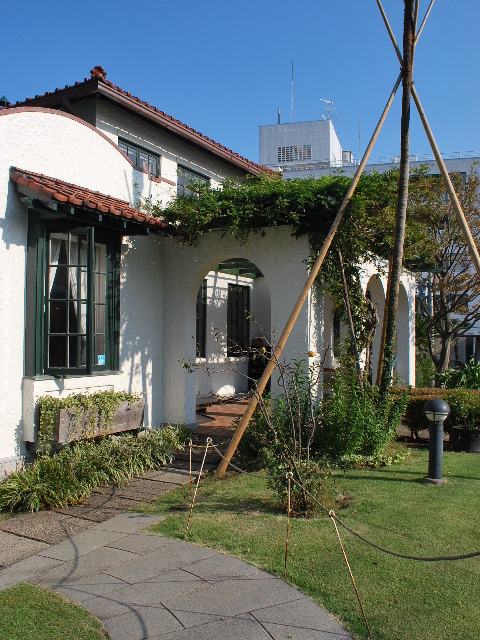 横浜山手の111番館(大正モダン邸宅探訪)_f0142606_1511135.jpg