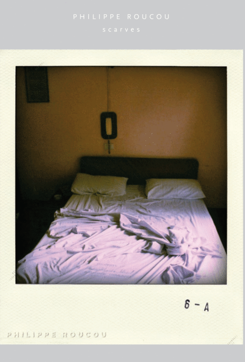 Philippe Rouocouのスカーフ!_b0115615_19242690.gif