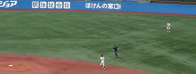青学大対日本大 10月14日 東都大学野球 _b0166128_12245690.jpg
