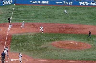 亜細亜大対中央大 10月18日 東都大学野球 _b0166128_20433154.jpg