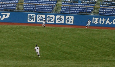 亜細亜大対中央大 10月18日 東都大学野球 _b0166128_214123.jpg