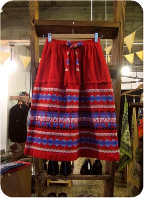 Knit & Guatemara Skirt ♪_c0220830_1419340.jpg