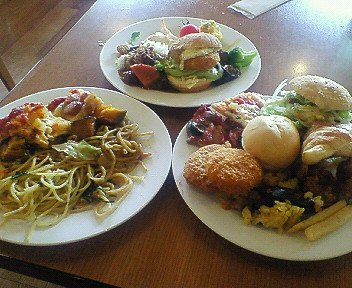 町田多摩境:「カーニバルブッフェ」10月30日(日)で閉店_c0014187_15143768.jpg
