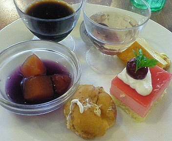 町田多摩境:「カーニバルブッフェ」10月30日(日)で閉店_c0014187_1524411.jpg