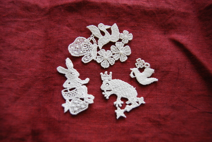 メルヘンレース入荷_d0127925_13275814.jpg
