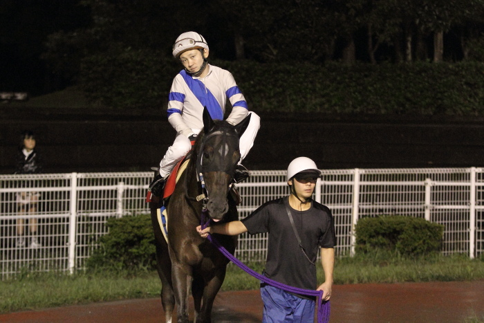 2011年10月22日（土） 高知競馬 10R 奥物部もみじ祭り特別 A-1_a0077663_1525296.jpg