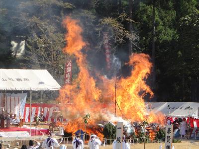 八海山火渡り大祭_b0092684_17582689.jpg