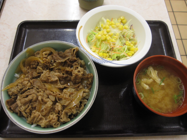 神戸らんぷ亭「醤油牛丼並¥380+みそ汁¥70+サラダ¥0」@八王子_b0042308_23124436.jpg