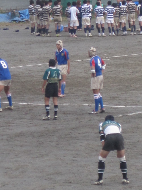 Kくんのラグビーの公式戦、今年は最後なんだよ。_e0131324_0482642.jpg