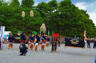 京都の三大祭「時代祭」が華やかに行われました。_e0237645_20123114.jpg