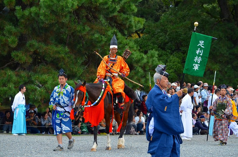 京都の三大祭「時代祭」が華やかに行われました。_e0237645_23494427.jpg