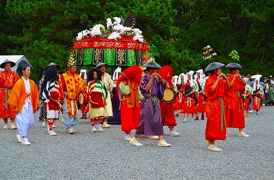 京都の三大祭「時代祭」が華やかに行われました。_e0237645_23592269.jpg