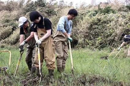 ★今年もお手伝いに来ていただきました・・・「ひがたたんぼ倶楽部」の活動報告_e0046474_11144050.jpg