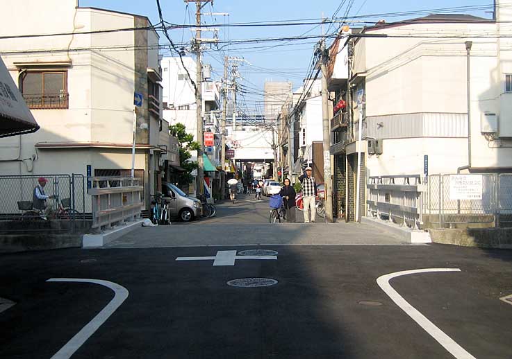 b0057679_8313348.jpg