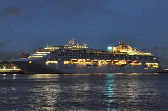 Sun Princess~サン・プリンセス~_e0158925_1155636.jpg