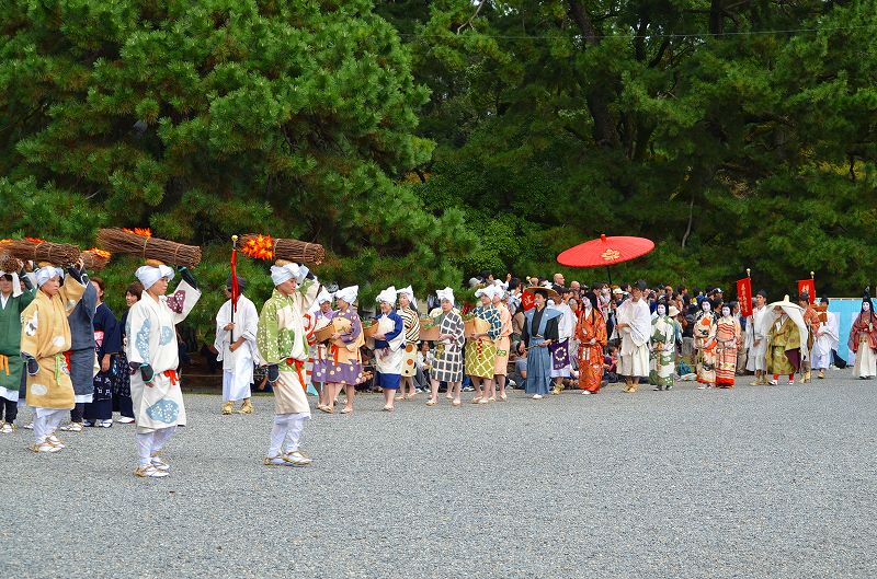 京都の三大祭「時代祭」が華やかに行われました。_e0237645_0152057.jpg