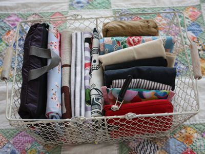 靴下とエコバックとストールの収納 ビーズ フェルト刺繍pienisieniの旧ブログ
