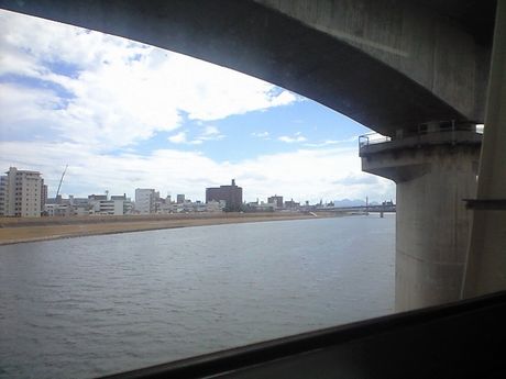 真夏の列島横断旅11 完結編 (寝台急行きたぐに/宇部線/ほか)_b0005281_1241398.jpg